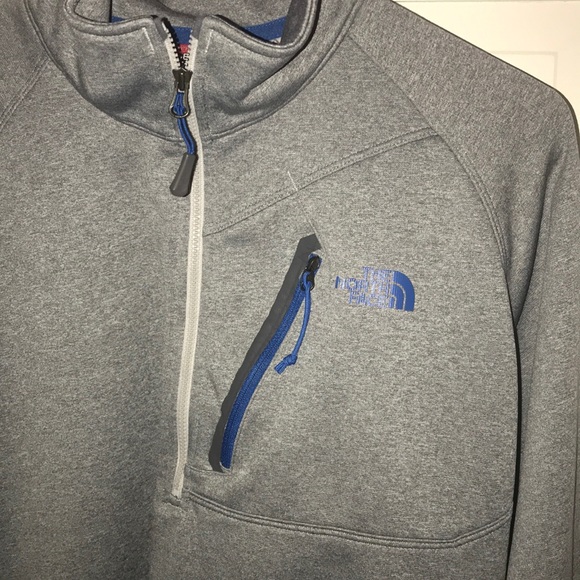 North face 1/2 zip - Picture 3 of 5